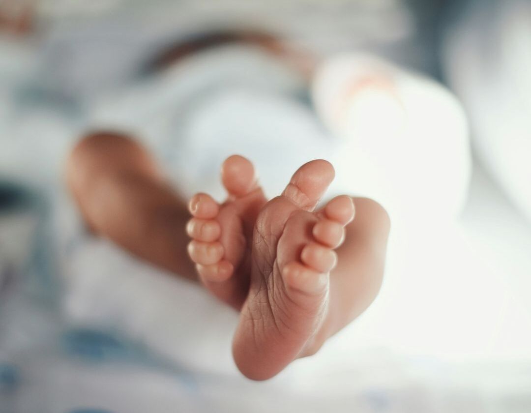 baby feet